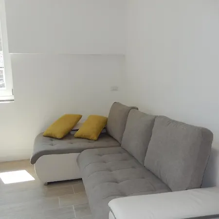 Appartement Meschihouse - Da Vinci 35 *